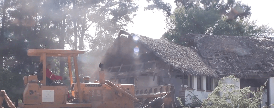 CON DEMOLICIÓN DE AMBIENTES MILITARES PROSIGUE APERTURA DE&nbsp;AVENIDA