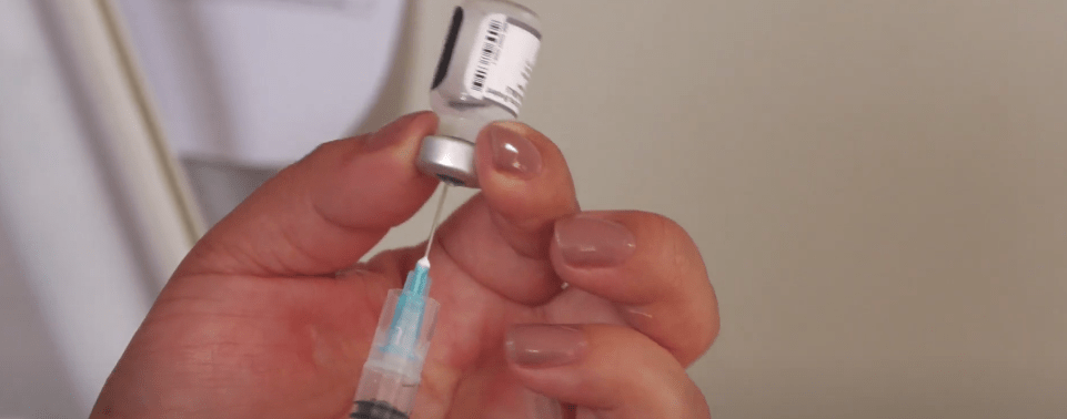 INICIAN VACUNACIÓN MASIVA CONTRA EL SARAMPIÓN EN ESCUELAS DE&nbsp;CERCADO