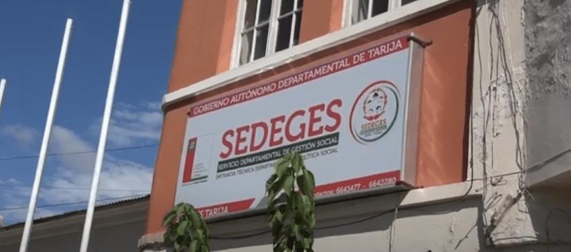 POR FALTA DE PLATA PARA COMIDA PADRES ABANDONAN A 8&nbsp;MENORES