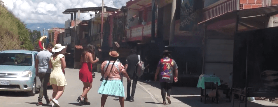 MUNICIPIO ENTREGA 16 LICENCIAS A RESTAURANTES DE SAN&nbsp;JACINTO