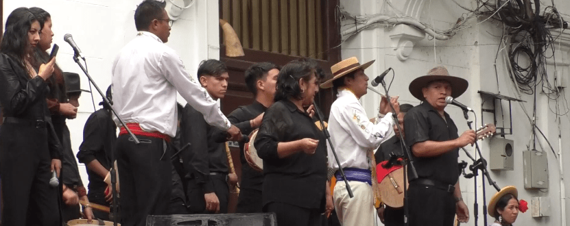 ABRIL EN TARIJA: ESTUDIANTES NORMALISTAS SE LUCEN EN ENTRADA&nbsp;FOLKLÓRICA