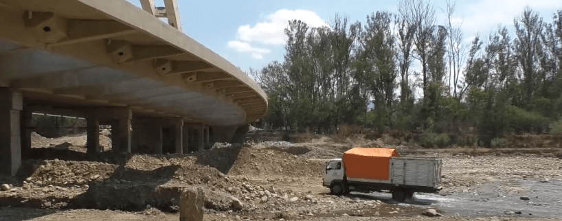 MONTES  EVIDENCIA SOBREPRECIO EN COSTO DE PUENTE DE 4 DE&nbsp;JULIO