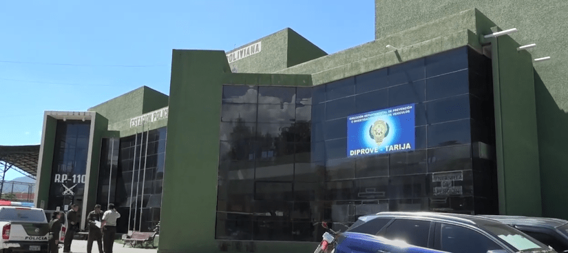 CAYÓ EN LA POLICÍA POR RIÑA DE EBRIOS Y DECIDE QUITARSE LA&nbsp;VIDA