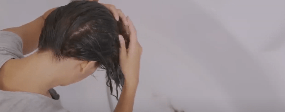 RECOMIENDAN VISITAR ESPECIALISTAS SI CAÍDA DE CABELLO ES&nbsp;EXAGERADA