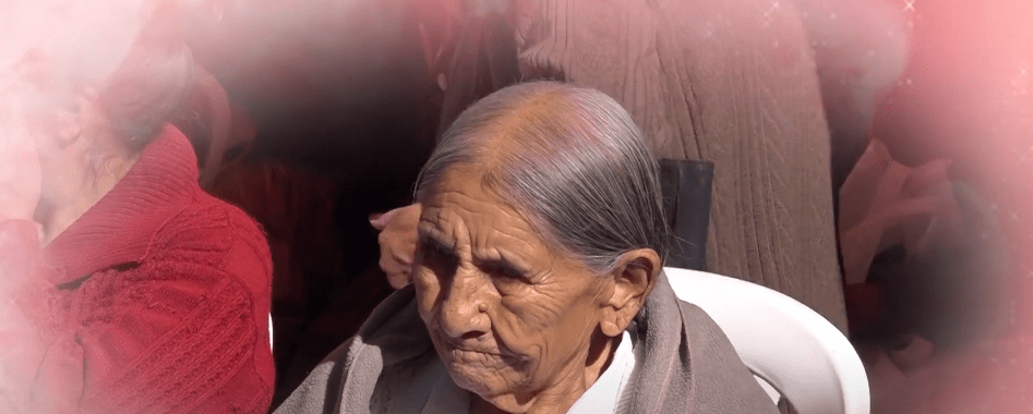 SEGÚN LA BIBLIA LA MADRE ES UN SER&nbsp;DIVINO