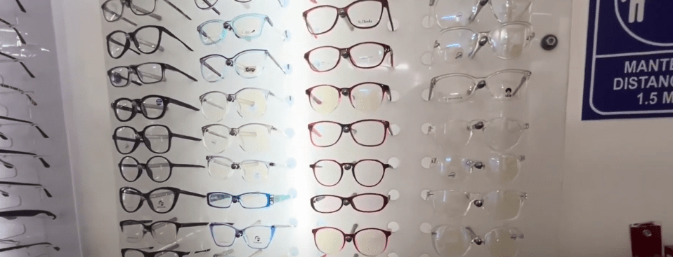 DETECTAN ÓPTICAS QUE TRABAJAN SIN PERSONAL PROFESIONAL&nbsp;CALIFICADO