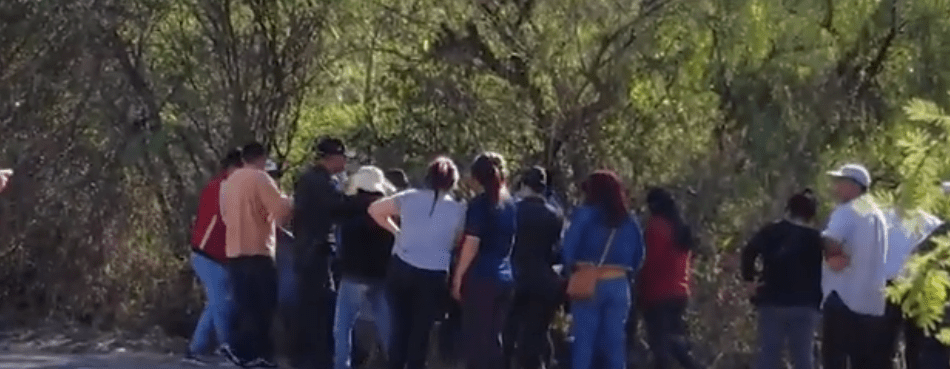 RESCATAN EL CUERPO SIN VIDA DE SUJETO QUE SUPUESTAMENTE CAYÓ DE UN&nbsp;PUENTE