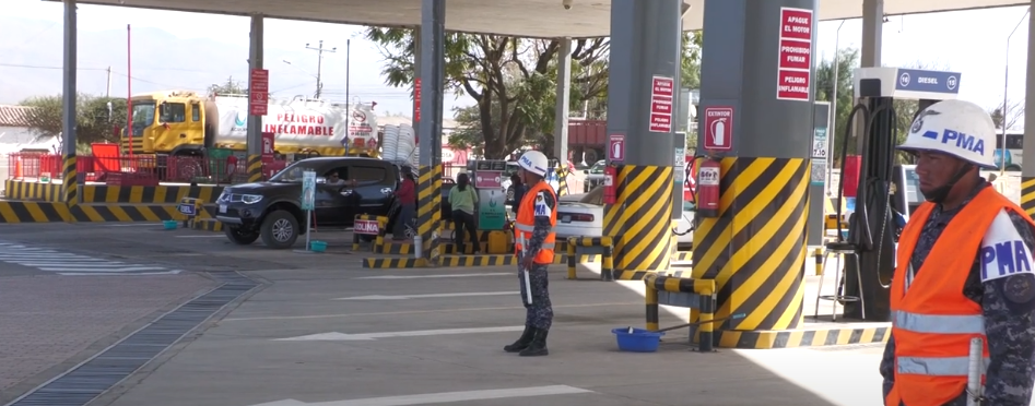 PARA EVITAR CONTRABANDO GOBIERNO MILITARIZA PRINCIPALES&nbsp;SURTIDORES