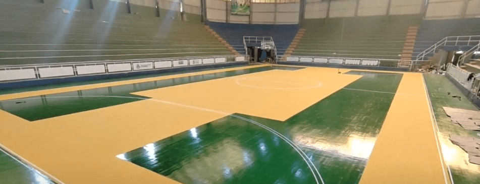 EL GOBERNADOR OSCAR MONTES INSPECCIONÓ TRABAJOS EN COLISEO&nbsp;BERMEJEÑO