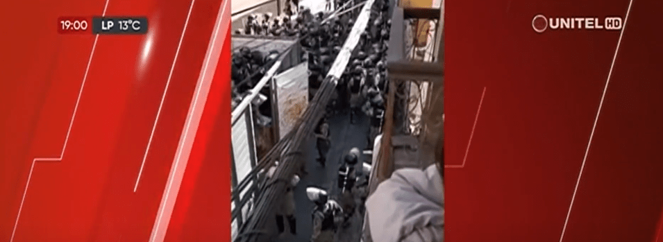 GOBIERNO Y OPOSICIÓN DIVERGEN SOBRE AUTENTICIDAD DE GOLPE DE&nbsp;ESTADO