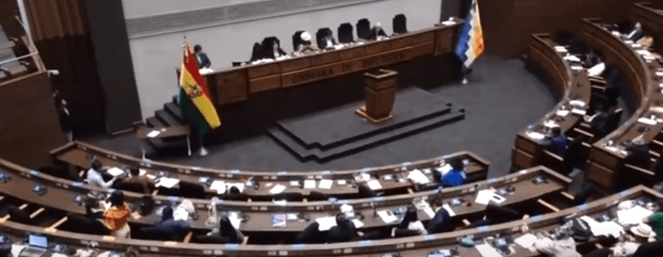 PIDEN REDUCIR SALARIOS DE ASAMBLEÍSTAS Y CONCEJALES ANTE CRISIS&nbsp;ECONÓMICA