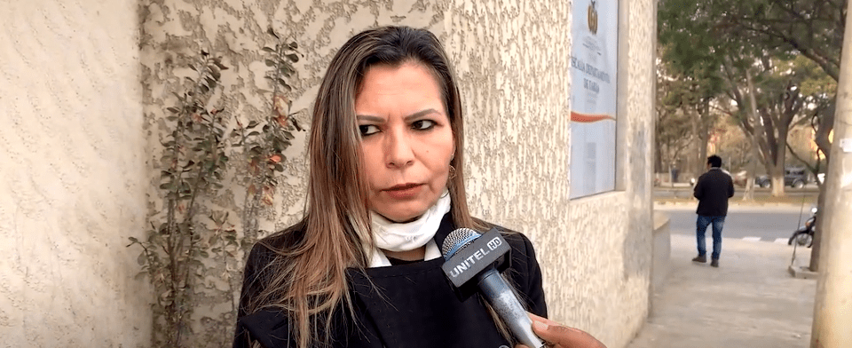 MADRE DE FEMINICIDA PRÓFUGO&nbsp;APREHENDIDA