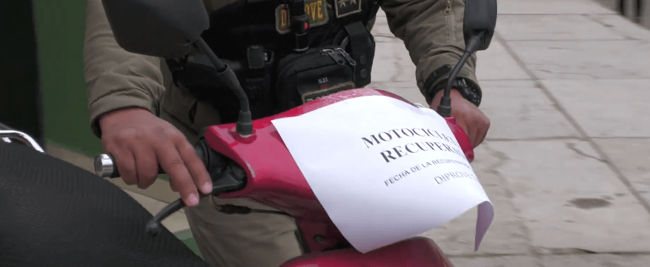DIPROVE ENTREGÓ A SUS DUEÑOS 3 MOTOCICLETAS DE LAS 8&nbsp;RECUPERADAS