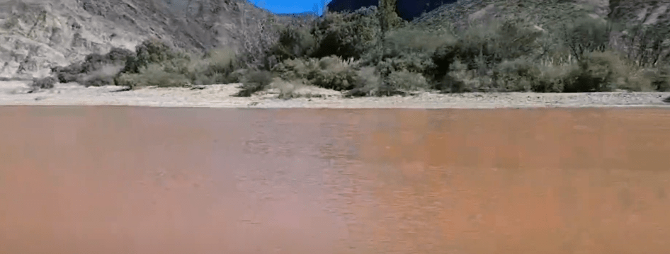 GOBERNACIÓN DE POTOSÍ SUSPENDE A MINERA CUYO DIQUE CEDIÓ Y&nbsp;CONTAMINÓ