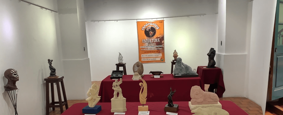 FORMIDABLE EXPOSICIÓN DE ESCULTURAS EN CASA DE LA&nbsp;CULTURA