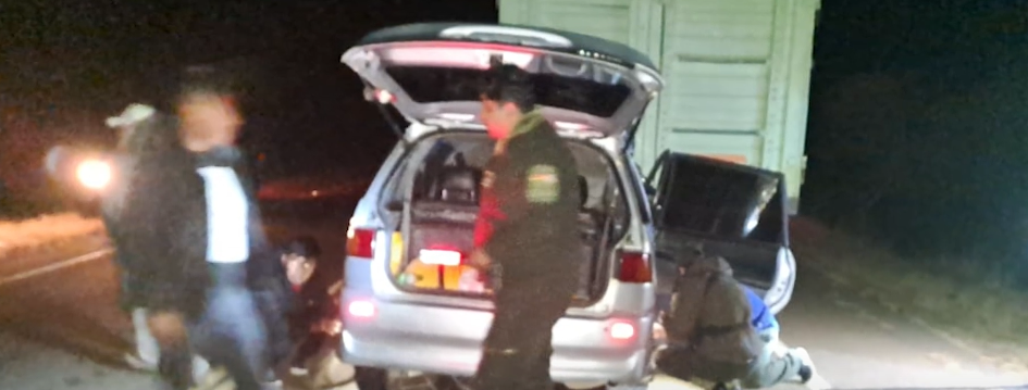 VEHÍCULO IMPACTA LA PARTE TRASERA DE CAMIÓN EN RUTA A&nbsp;PADCAYA