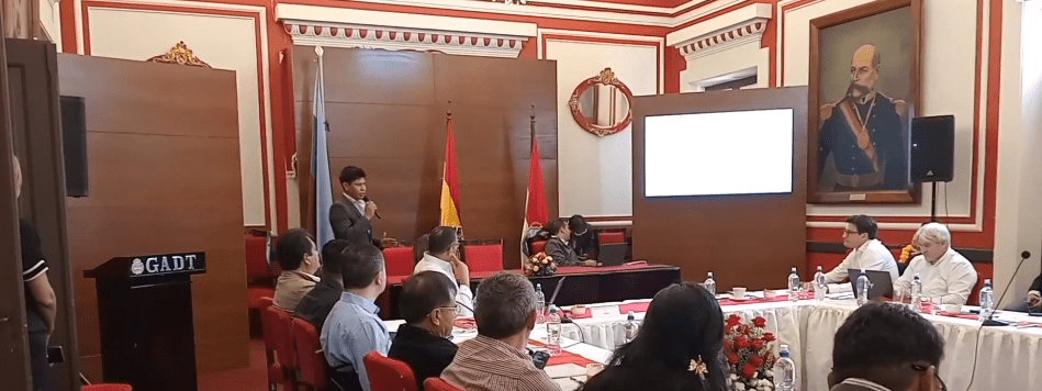 GOBERNADORES ANALIZARAN EN SANTA CRUZ CRISIS ECONÓMICA QUE AFECTA AL&nbsp;PAÍS