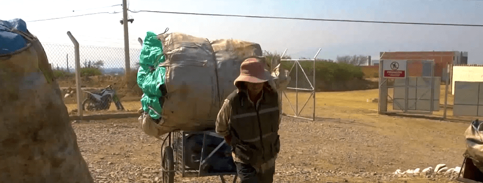 TARIJA-RECOGEN 20 TONELADAS DE PLASTICO&nbsp;DIARIAMENTE