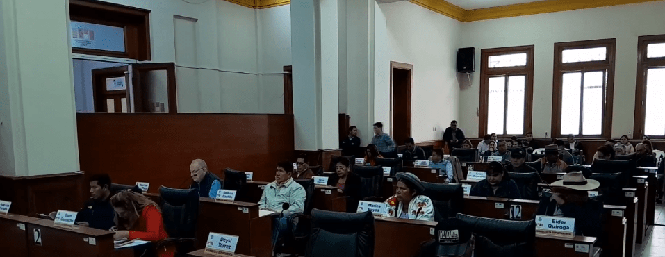 PROYECTO DE LEY DISMINUIRÁ NUMERO Y SALARIOS DE&nbsp;ASAMBLEÍSTAS