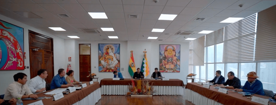 MONTES ANUNCIÓ ACUERDOS CON EL GOBIERNO SOBRE SALUD, DEUDAS Y&nbsp;PREDIARIOS