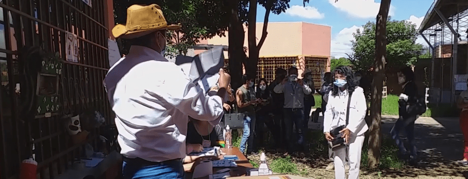 CONCEJO PIDEN INCLUÍR EN EL REFERENDUM PREGUNTAS SOBRE RECURSOS PARA LAS&nbsp;AUTONOMÍAS