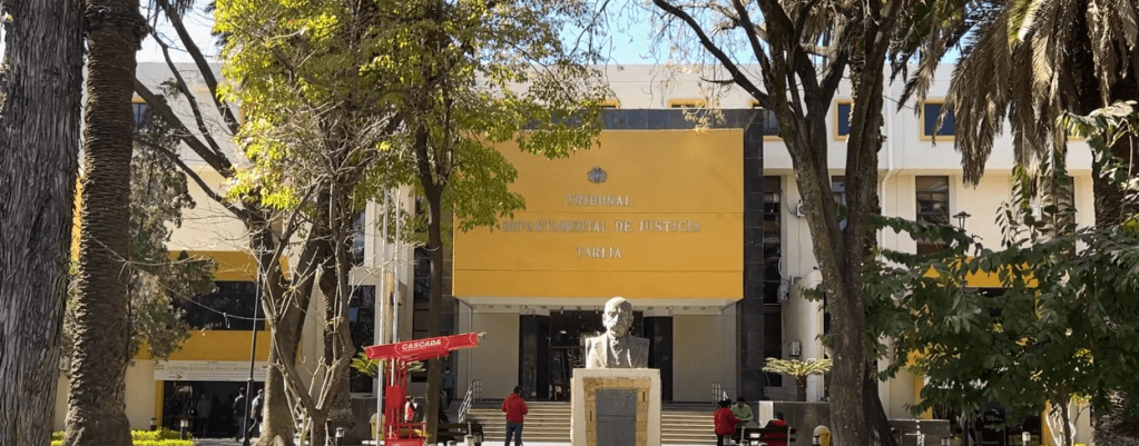 VOCALES DEL TRIBUNAL RENUNCIAN PARA HABILITARSE COMO&nbsp;CANDIDATOS