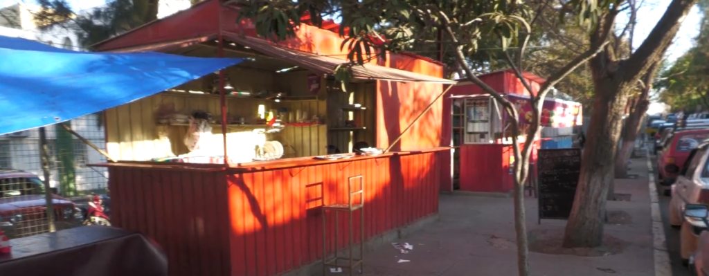 TRASLADARÁN A VENDEDORAS DE COMIDA DEL HOSPITAL A PLAZUELA&nbsp;CONTIGUA