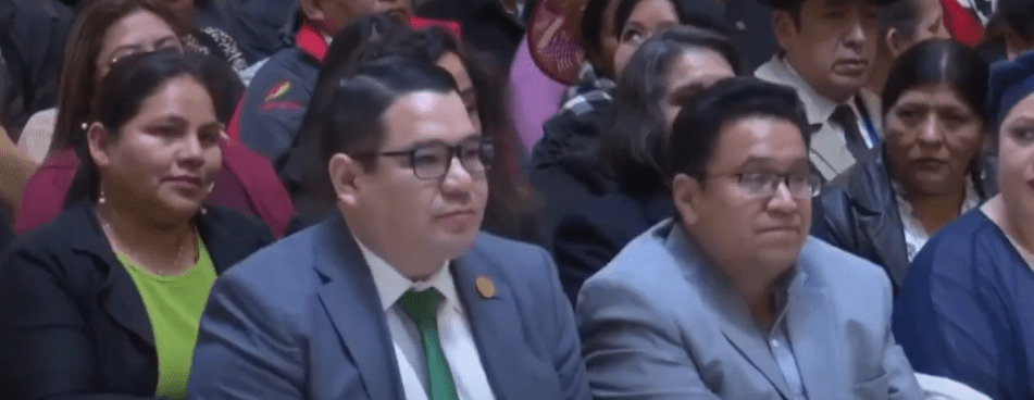 CON PROMESAS DE CAMBIO ROGER MARIACA ASUME COMO FISCAL&nbsp;GENERAL