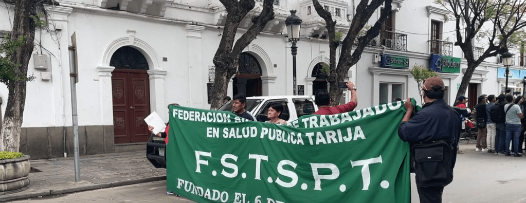 GOBERNADOR ASEGURA QUE DIRECTOR DEL SEDES PERMANECERÁ EN EL&nbsp;CARGO