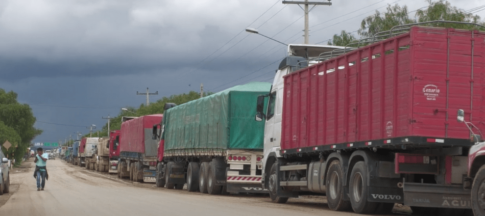 FALTA DE GASOLINA Y DIESEL AMENAZA CON PARALIZAR ECONOMÍA&nbsp;NACIONAL