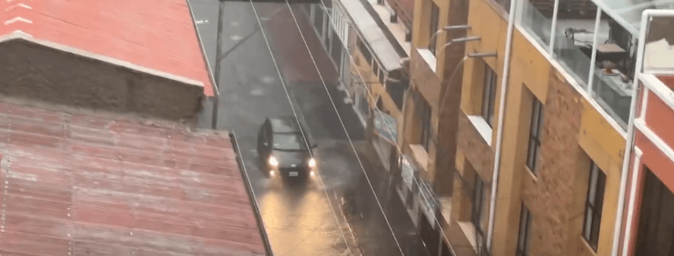 VECINOS CONSCIENTES LIMPIAN CANALETAS Y BOCA&nbsp;TORMENTAS