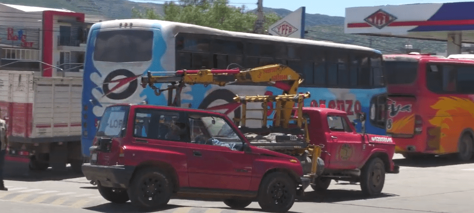 TRAS 2 MESES DE FILAS EN SURTIDORES 50% DE BUSES DEJAN DE&nbsp;TRABAJAR