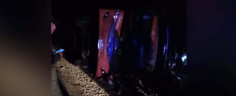 OTRO ACCIDENTE REGISTRA UN BUS DE “VILLA DEL NORTE” EN RUTA A&nbsp;POTOSÍ