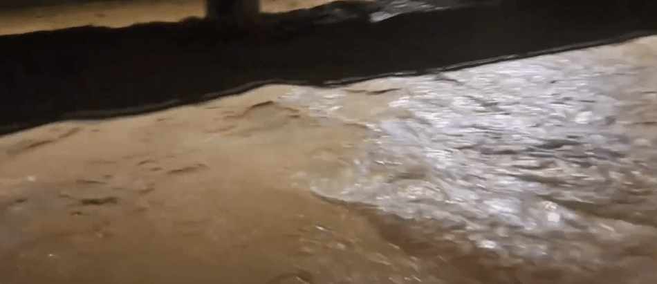 DESBORDE DE QUEBRADA EN SANTA BARBARA PROVOCA UN&nbsp;FALLECIDO