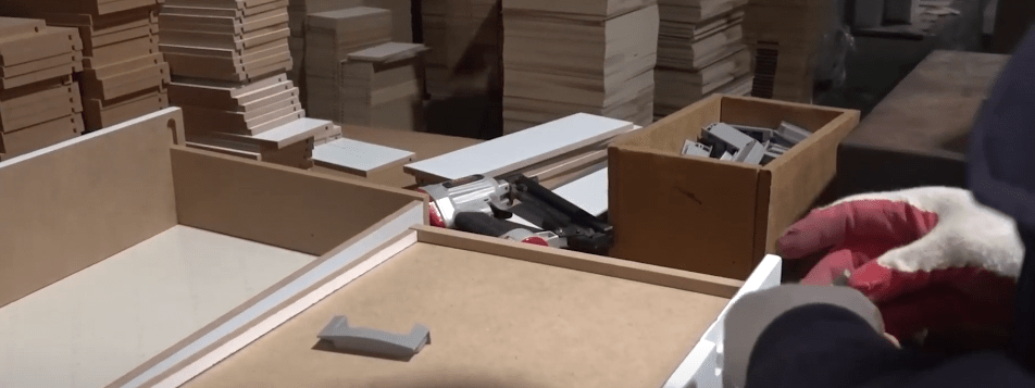 CONTRABANDO DE MUEBLES DE MELAMINA ESTA ACABANDO CON&nbsp;CARPINTERÍAS