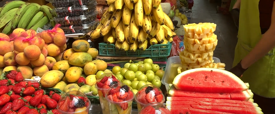SE PERCIBE ABUNDANCIA DE FRUTAS, PERO LOS PRECIOS SON&nbsp;ALTOS