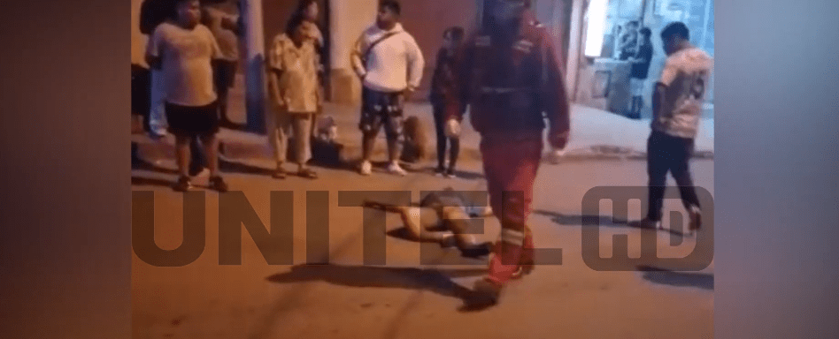 MOTOCICLISTA ATROPELLA A PEATÓN MANDANDOLO AL&nbsp;HOSPITAL