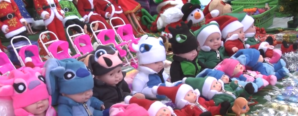 COMERCIANTES DE FERIA NAVIDEÑA DESACATAN INSTRUCCIÓN&nbsp;MUNICIPAL