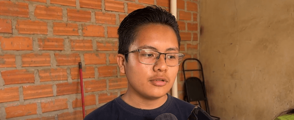 PRECOZ BACHILLER DE 14 AÑOS RECIBE BECA DE LA&nbsp;U.C.B.