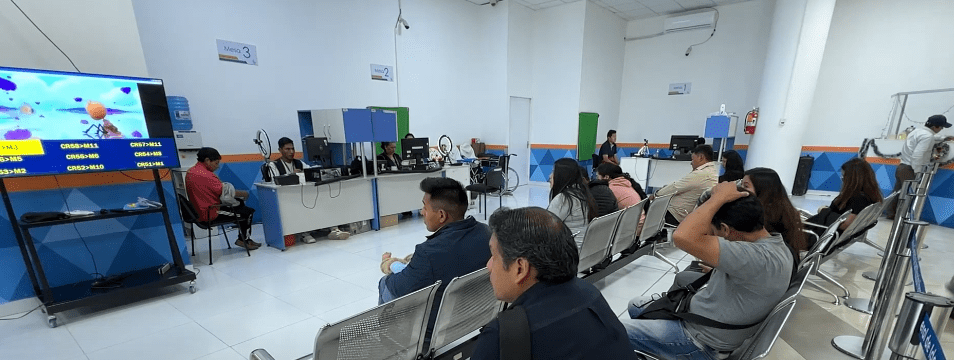 A ÚLTIMO MOMENTO CIUDADANOS TRAMITAN CARNETS DE&nbsp;IDEENTIDAD