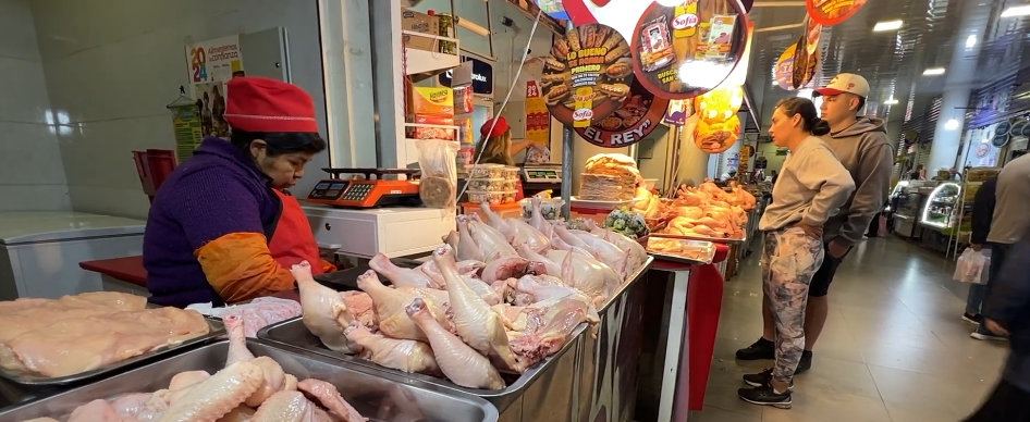 AVICULTORES GARANTIZAN ABASTECIMIENTO DE CARNE DE POLLO EN&nbsp;TARIJA