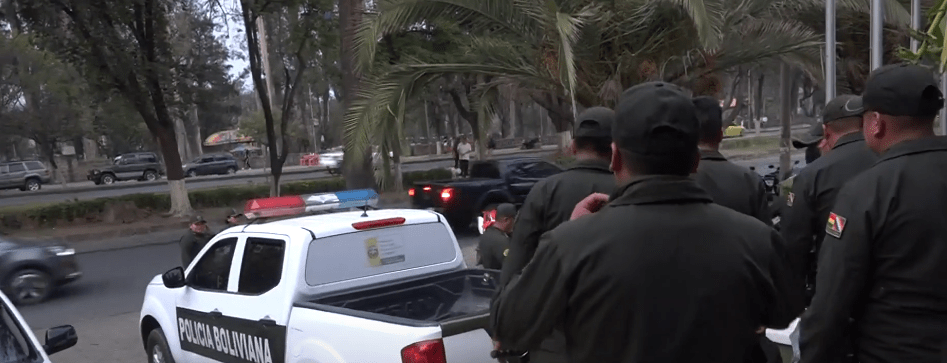 INTENSIFICAN CONTROL CERCA DE BANCOS PARA EVITAR ROBO DE&nbsp;AGUINALDOS