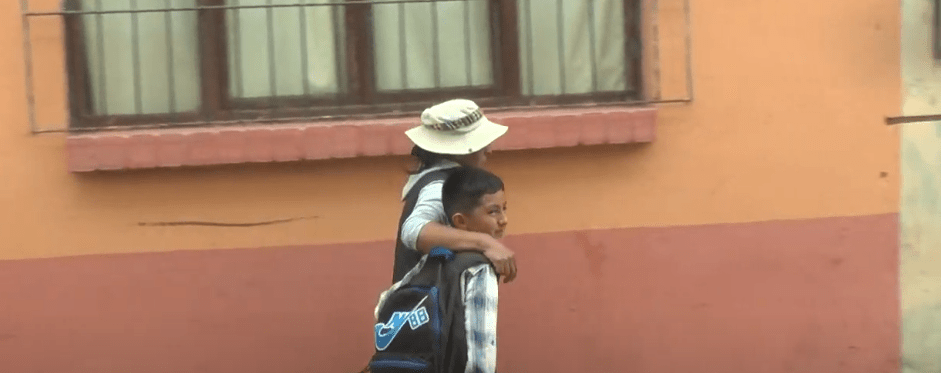 ESCOLARES DEBEN EVITAR SOBREPESO EN&nbsp;MOCHILAS