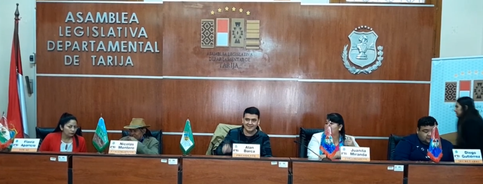 EXIGEN A ASAMBLEÍSTAS REBAJARSE LOS SUELDOS POR NO HACER&nbsp;NADA