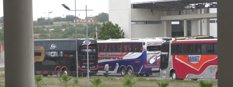 EXIGEN A FLOTAS PROHIBIR PASAJEROS Y CARGA EN PASILLOS DE LOS&nbsp;BUSES