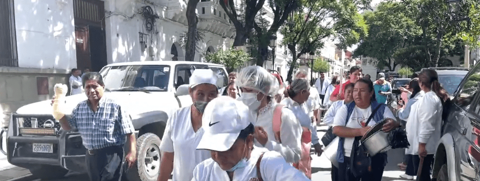 DESAYUNO: ALCALDE DICE QUE NO CEDERÁ ANTE PRESIONES DE ALGUNOS&nbsp;PROVEEDORES