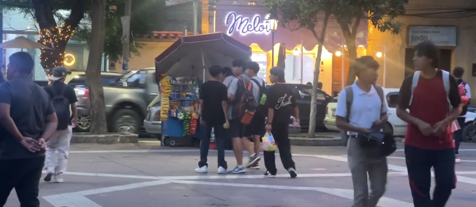 AGRESIÓN CON GLOBOS CONGELADOS PROVOCA FUERTE&nbsp;DISCUSIÓN