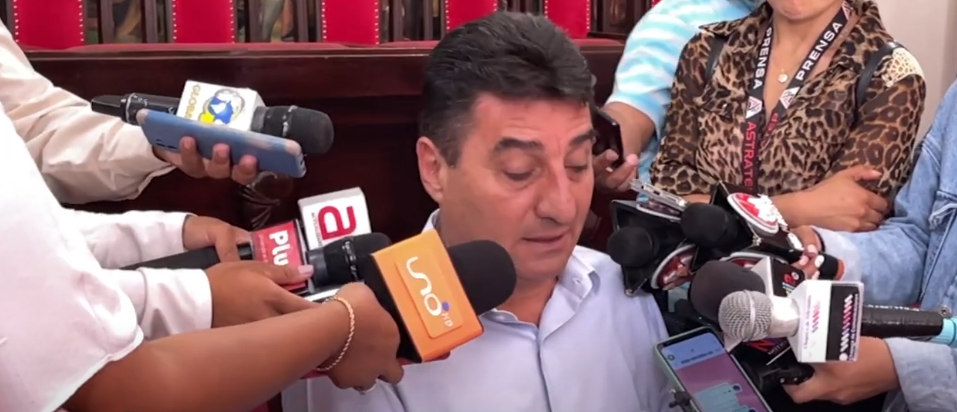 ALCALDE PIDIÓ A ASOCIACIÓN ORUREÑA EVITAR EL USO DE VESTIMENTA DE&nbsp;CHUNCHOS