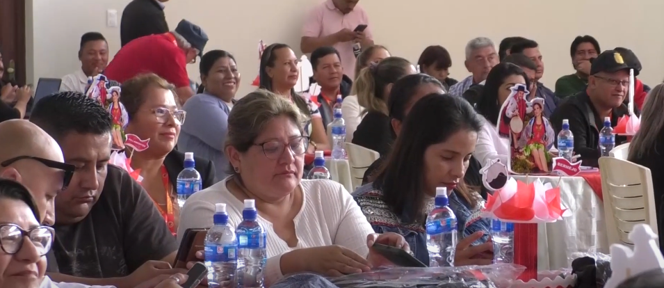 MAGISTERIO TEME QUE CRISIS IMPIDA CREACIÓN DE NUEVOS ITEMS PARA&nbsp;MAESTROS