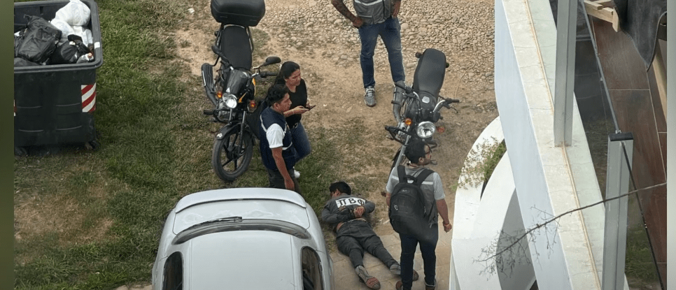 SUJETO EBRIO INTENTA ROBAR UN VEHÍCULO EN CONDOMINIO ALTO&nbsp;VERDE